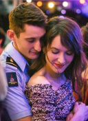 张雪峰再回应文科都是服务业